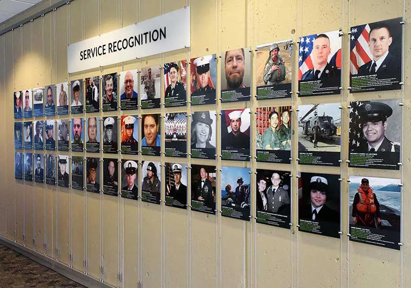 Cable-Rod Suspended Graphic-Poster Displays