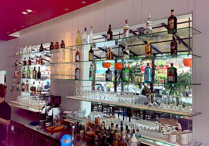 C1521 — Cable Suspended Glass Shelving for Inside Store Windows