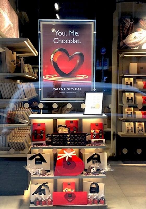 L1021 — Cable Suspended Backlit LED Displays for Large Format Posters