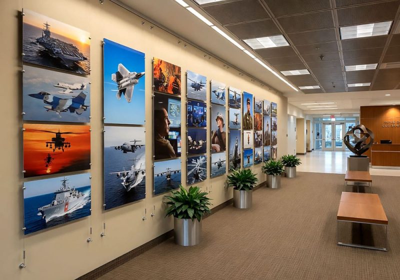 C1054 — Info-Poster Wall Display Suspended with Cable Systems | Design Concept
