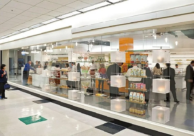 C5007 — Cable Suspended Glass Shelves and Acrylic Showcases C5007 — Cable Suspended Glass Shelves and Acrylic Showcases