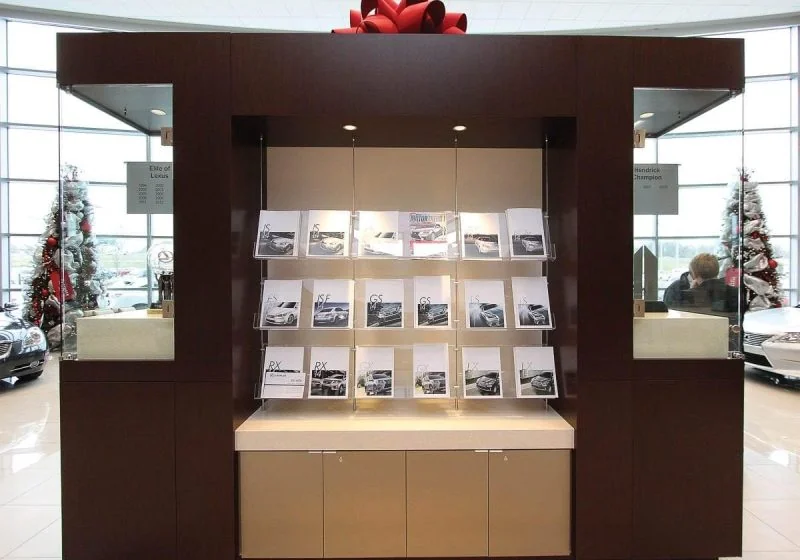 R3001 — Cable/Rod Suspended Angled and Sloped Shelves