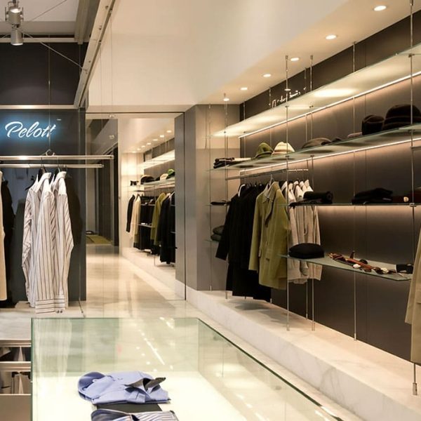 R5010 — Retail Glass Shelf Display with Rod Suspension System | Design Concept