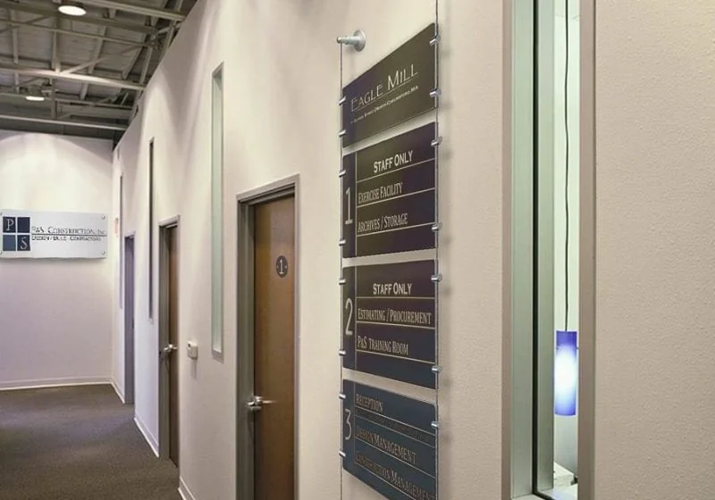 S2000 — Custom Directory Signs / Cable Wall-to-Wall Suspended