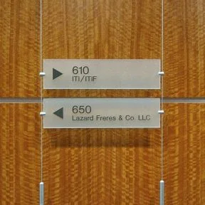 S2001 — Directory Signs / Cable Wall-to-Wall Suspended